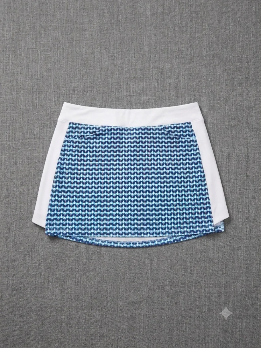 PGA Tour Women's Golf Skort Size L Blue White Geometric Print Athletic Tennis